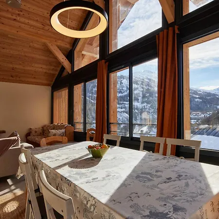 Chalet Spacieux 11 Pers, 4 Pièces, Parking, Terrasse Au Soleil - Fr-1-263-606 Valloire